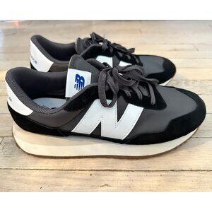 Mens New Balance sneakers  - size 11 - new